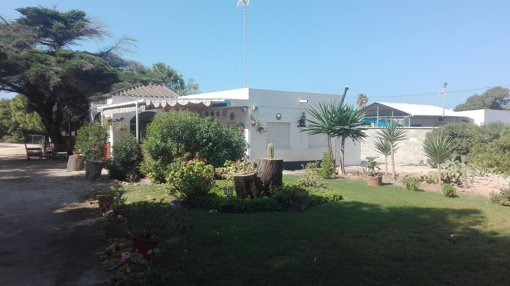 Finca Las Dunas primera linea playa Rota Exterior foto